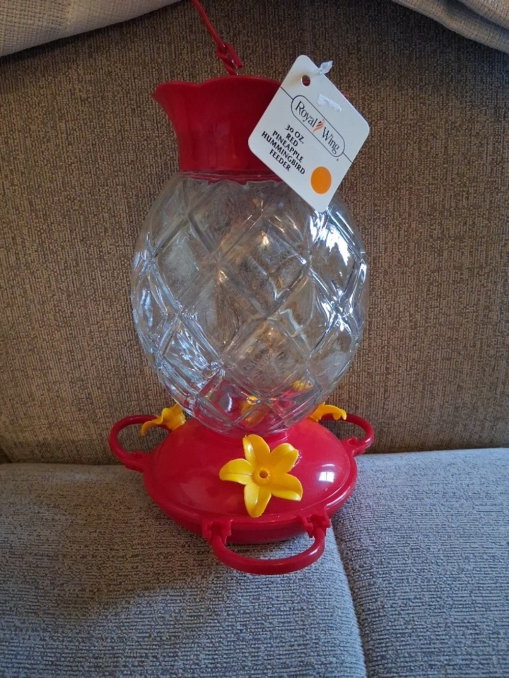 NWT GLASS Pineapple-Style  Hummingbird Feeder with 3 Yellow Flower Ports. 30 0z.